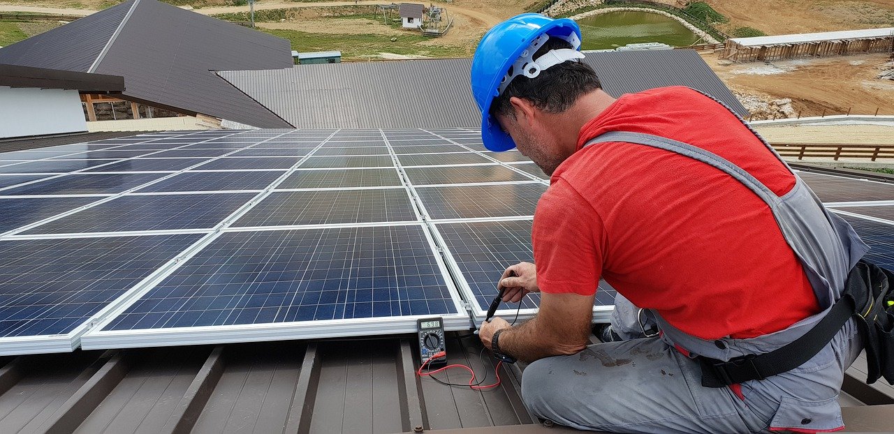 technician, solar panel, renewable-3936984.jpg